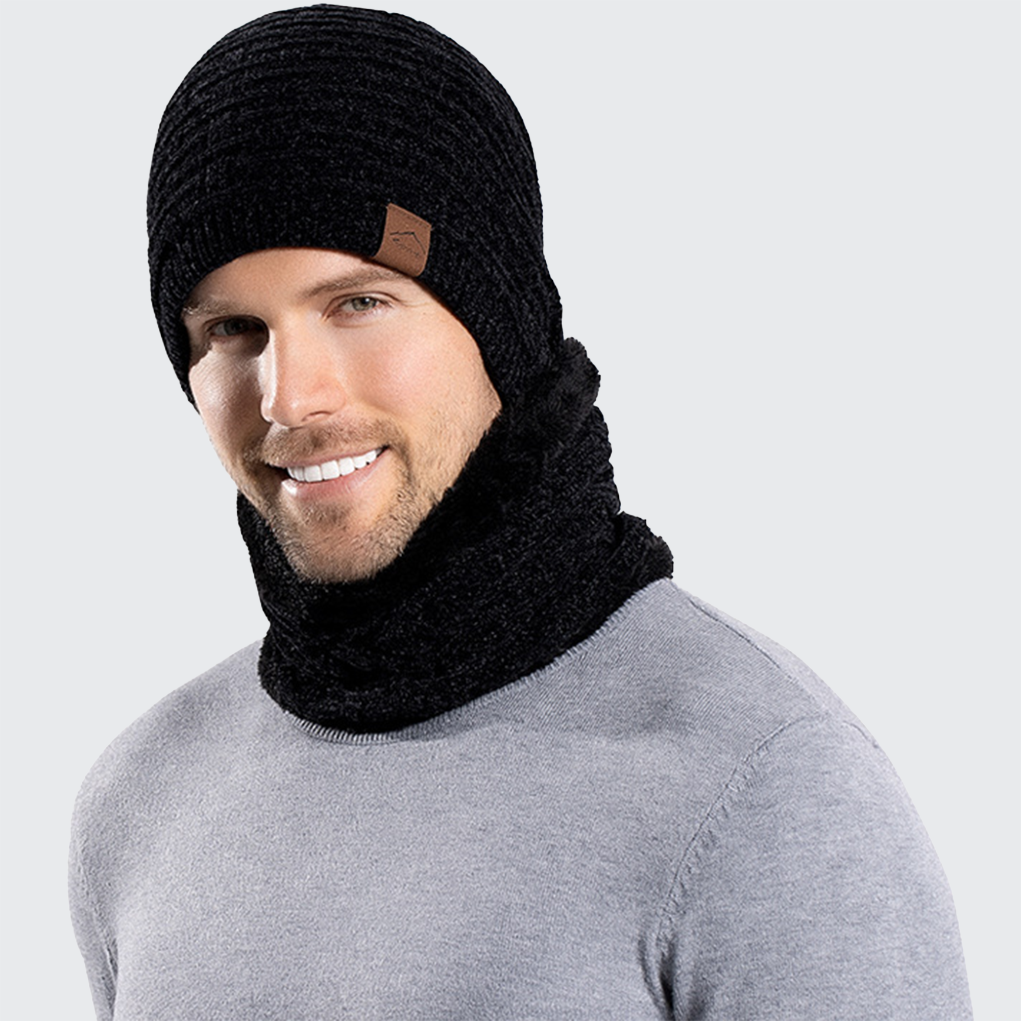 Hat & Scarf Set - Stylish, Cozy & Functional for Cold Weather