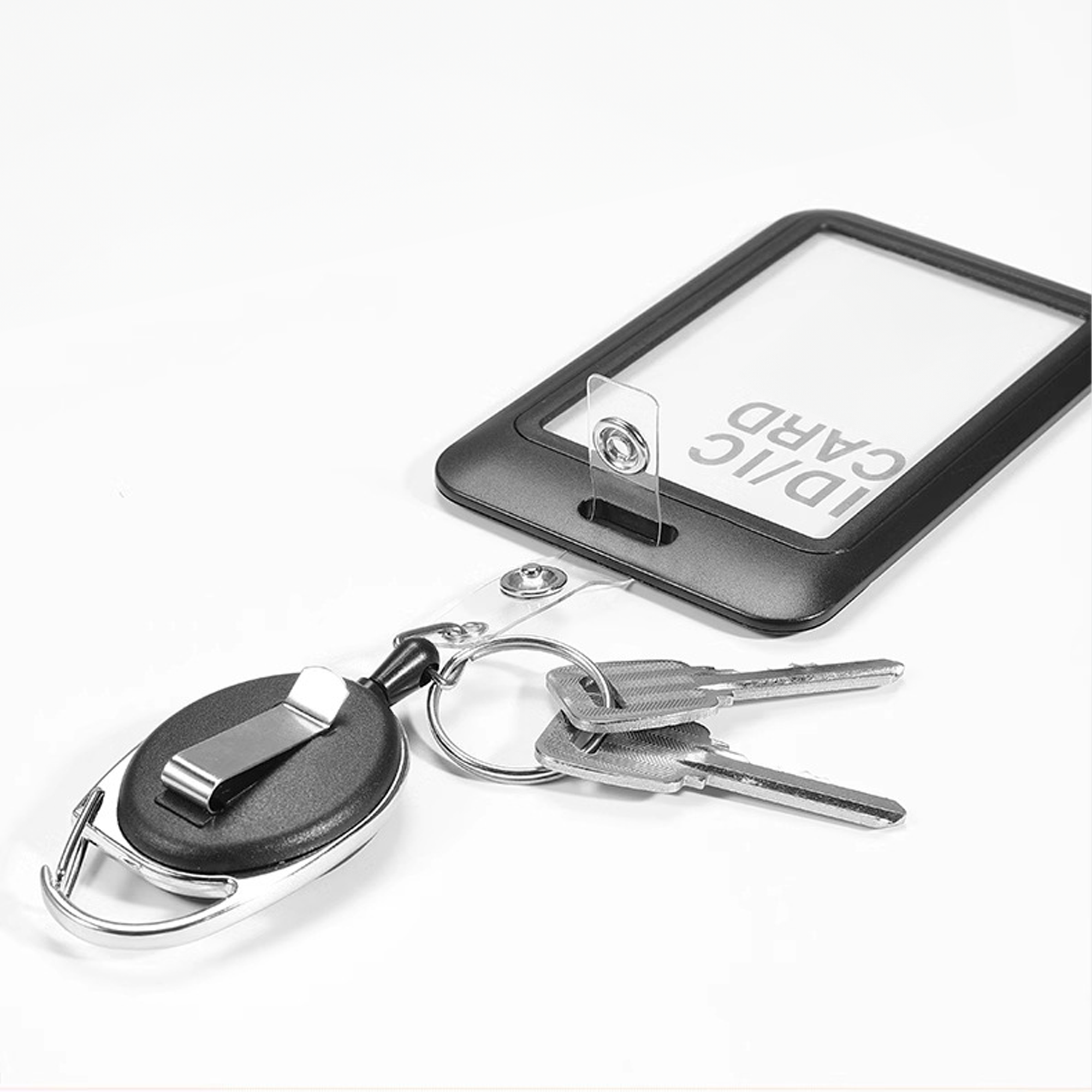 Retractable Ski Pass Holder with Clip - Secure, Convenient & Anti-Loss