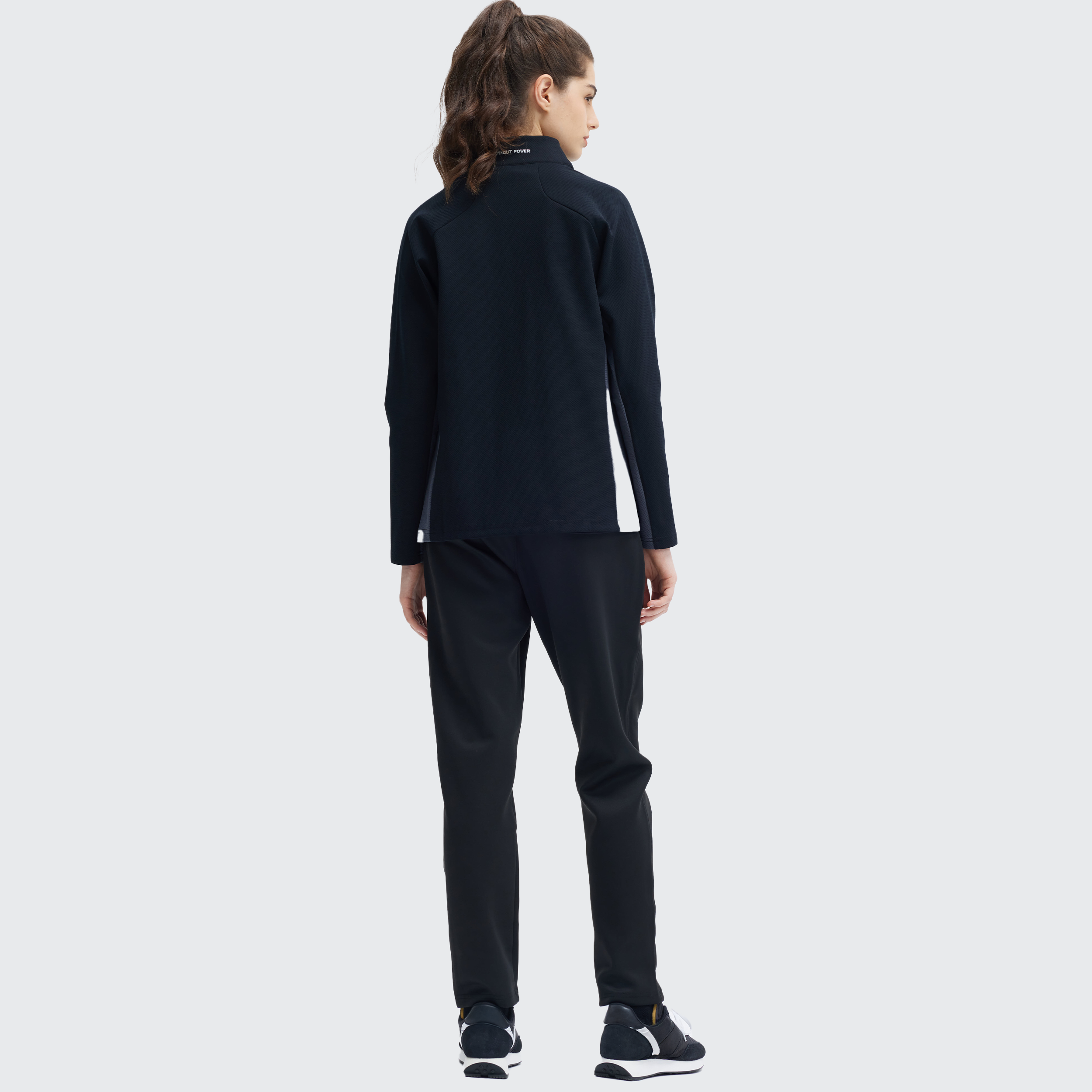 Women's Ascendant Lightweight Outdoor Jacket - Breathable, Zip Pockets & Performance