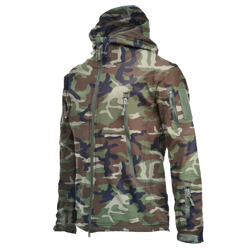 Jaqueta Tática - SoftShell [Vestuário - Jaquetas - Jaqueta] 01 - Jaqueta Tática - SoftShell Pescamping Verde Camuflado P 